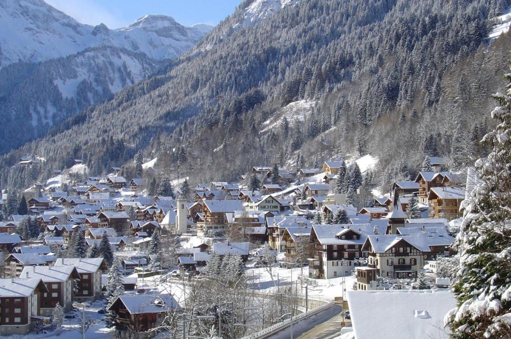Hotel De La Paix Champery Ngoại thất bức ảnh