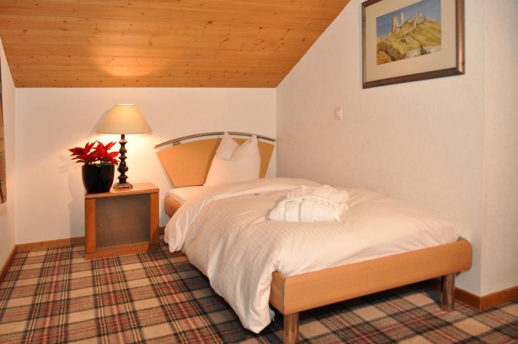 Hotel De La Paix Champery Phòng bức ảnh